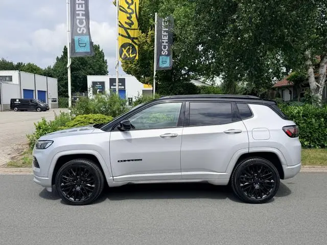 Jeep Compass 4xe 240pk PHEV Pano•Leder•Alpine