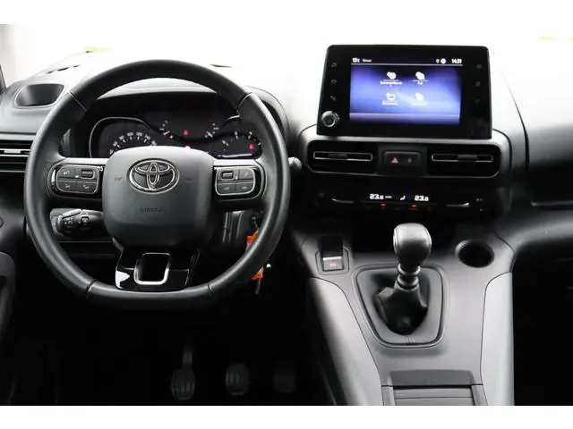 Toyota pro-ace