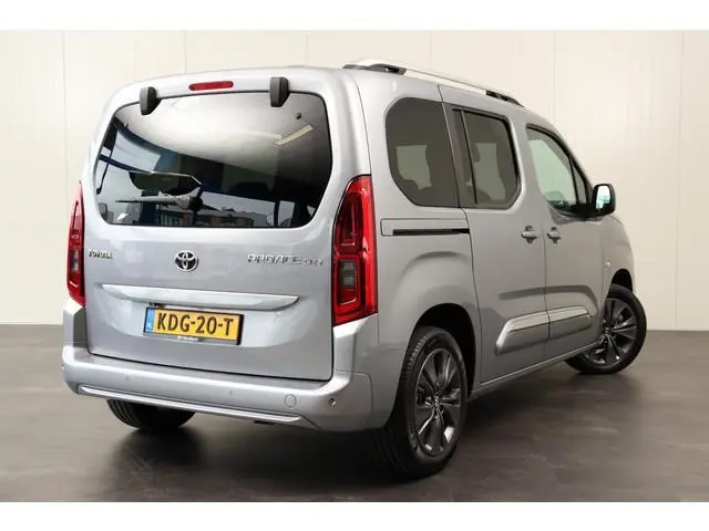 Toyota pro-ace