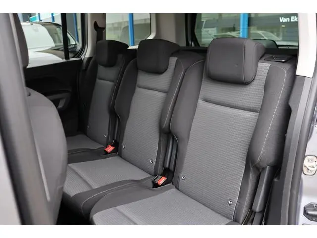 Toyota pro-ace