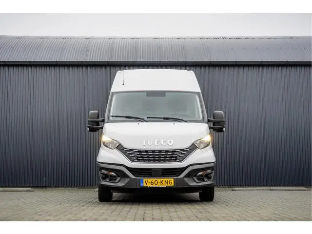 Iveco Daily **35S14V 2.3 L2H2 | Automaat | Euro 6 | Cruise | Climate | 3500 KG Trekgewicht | Trekhaa...