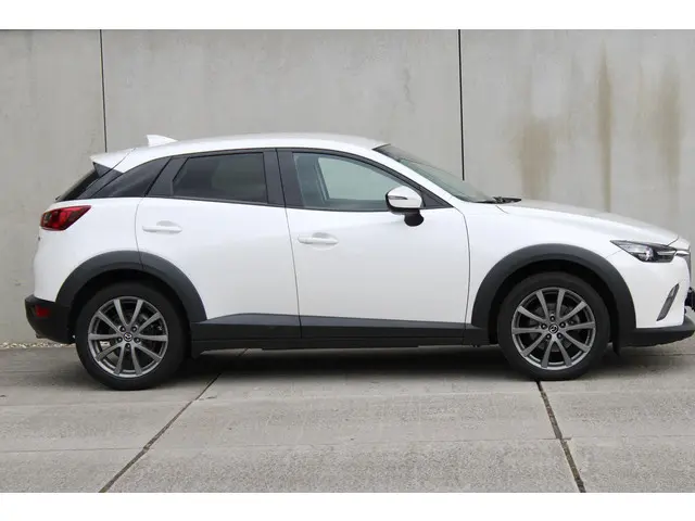 Mazda CX-3 2.0 SkyActiv-G 120 GT / NAVI / STOELVERWARMING / HALF LEDER