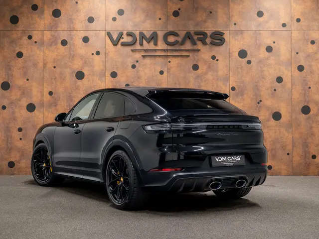 Porsche Cayenne Coupé 4.0 Turbo E-Hybrid GT | TECHART | InnoDrive | Bijrijdersdisplay | 18-weg | HUD...