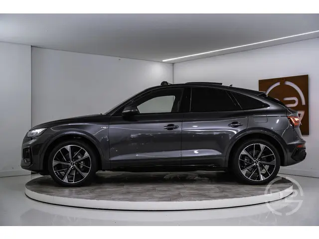 Audi Q5 Sportback 50 TFSI e S Edition 300PK | Pano | Luchtvering | Trekhaak | Leder Exclusive | Virt...