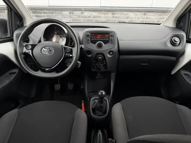 Toyota Aygo 1.0 VVT-i x-fun | Airco| Bluetooth | Elek. Ramen | 5DRS | NL/NAP