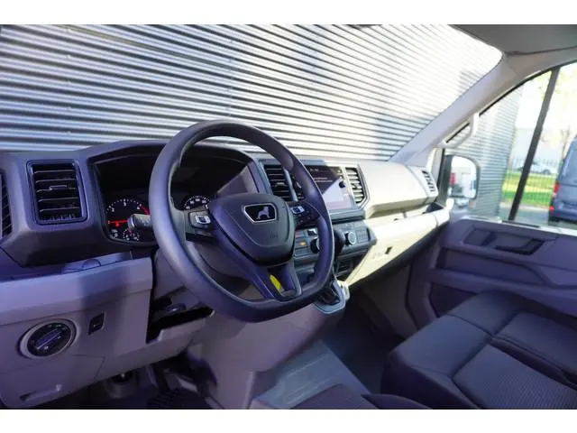 MAN TGE 163pk Automaat Dubbellucht Open laadbak 445cm Navigatie Cruise control Apple carplay 3-Zits