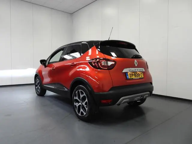 Renault Captur 1.2 TCe Aut. Intens NAVI/CLIMA/LED/TREKH./17"LMV!