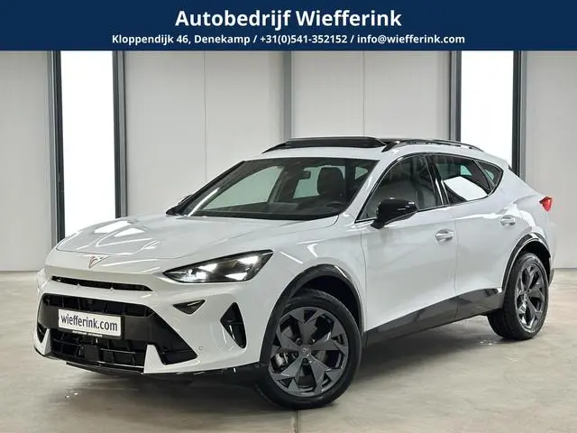 CUPRA Formentor 1.5 eTSI 150pk Business | Wegklapbare trekhaak | Panoramadak | Winterpakket | Metall...