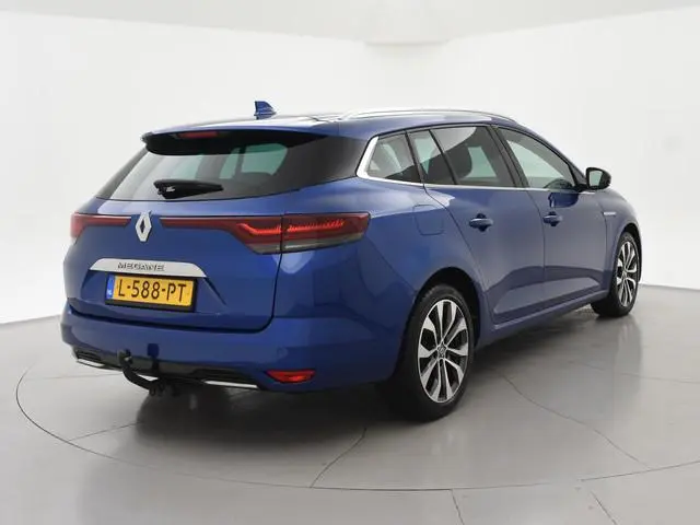 Renault Mégane Estate 1.3 TCe 140 PK AUTOMAAT INTENS + TREKHAAK 1700 KG | SFEERVERLICHTING | 17 INCH...