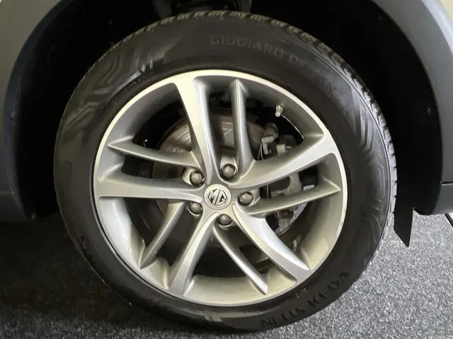 MG EHS 1.5 TGDI Luxury 360 Camera | Keyless | Panoramadak | Leder | Navigatie | Plug -in Hybrid