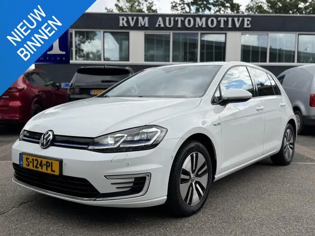 Volkswagen e-Golf E-DITION SOH 100% | DIGIT. DASHB. | STOEL, VOORRUIT VERW. | ONDERHOUD HIST. | CAME...