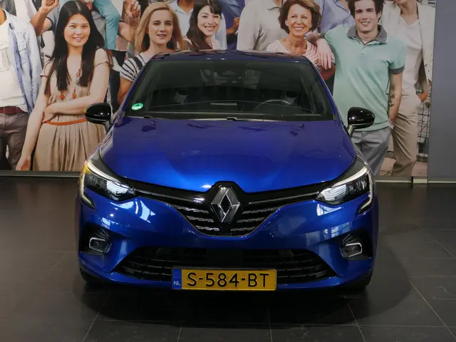 Renault Clio 1.0 TCe 90 Techno - Dealer onderhouden - Dodehoek - Adaptive cruise - Groot scherm - Se...