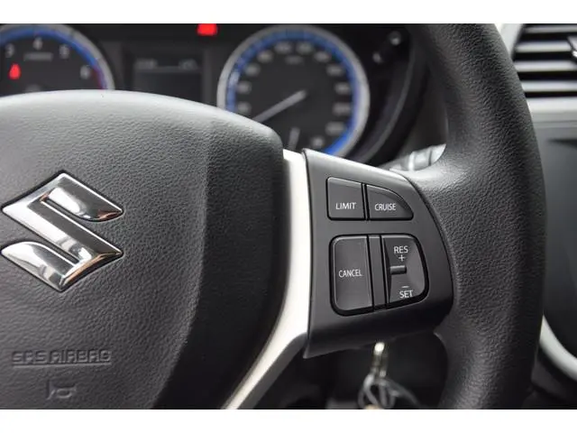 Suzuki S-Cross