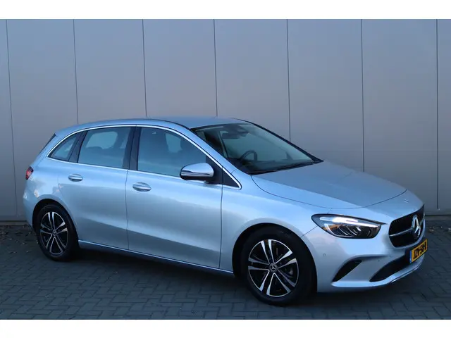 Mercedes-Benz B-klasse B200 177PK Automaat Mild-Hybrid Luxury Line Camera/Cruise-control/Elektr.-ach...