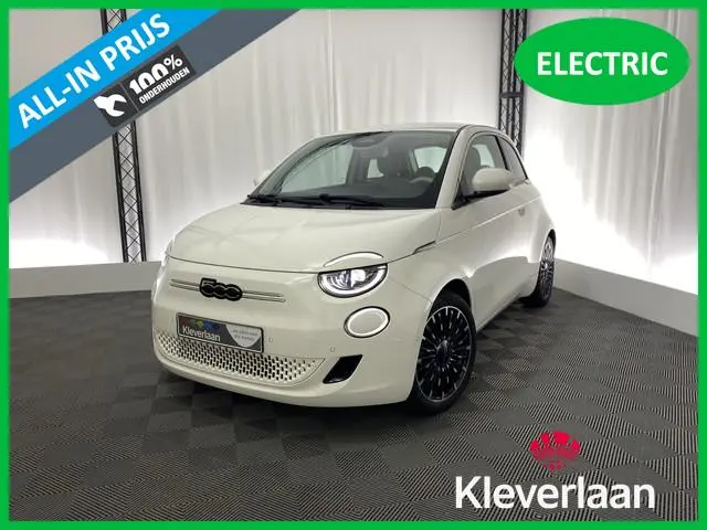 Fiat 500 La Prima 42 kWh | Apple carplay | Navi | Camera | Leer | Stoelverwarming | Armsteun | Dodeh...