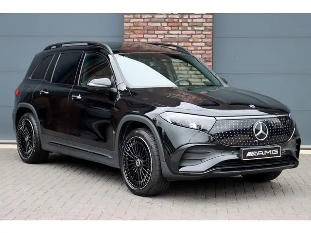 Mercedes-Benz EQB 350 4MATIC AMG Line 71 kWh | Panoramadak | Leder | Memory | Burmester | HUD | Trek...