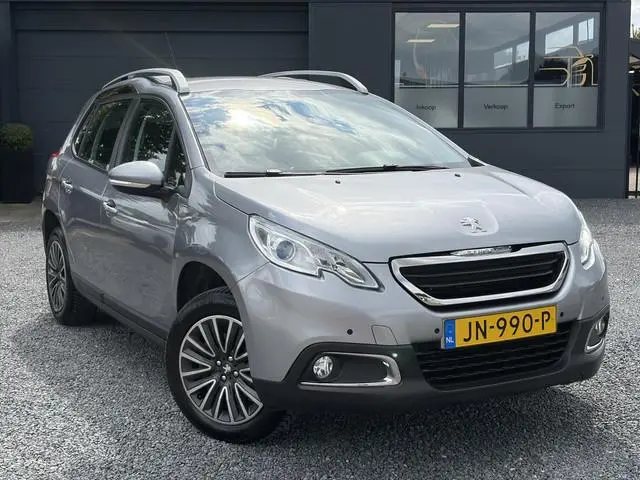 Peugeot 2008 1.2 PureTech Active 1e Eigenaar l D-Riem vv in 2023 l Trekhaak l 110pk l Airco l Cruise...