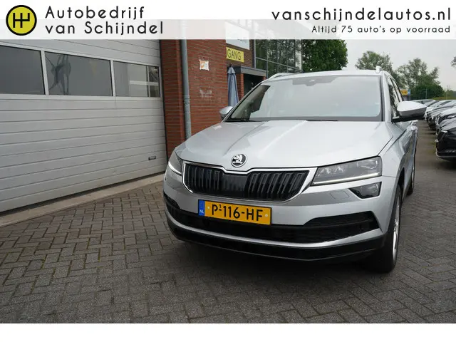 ŠKODA Karoq 1.5 TSI ACT 150PK BUSINESS EDITION PLUS ORIGINEEL NL PANORAMADAK CAMERA STOEL/STUUR/VOOR...