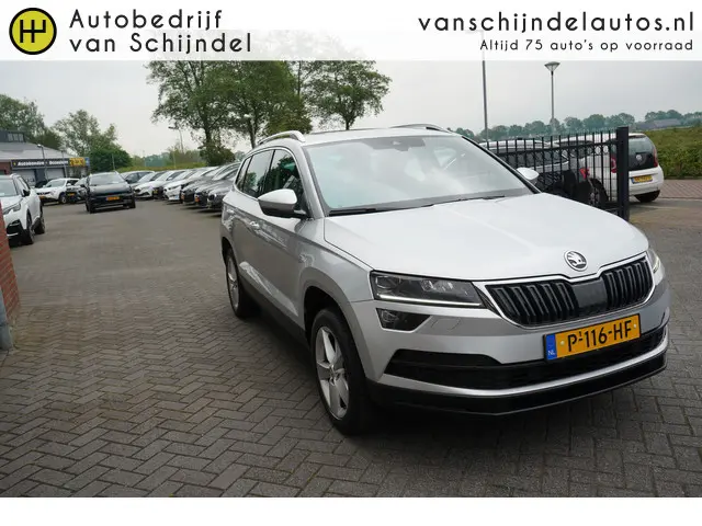 ŠKODA Karoq 1.5 TSI ACT 150PK BUSINESS EDITION PLUS ORIGINEEL NL PANORAMADAK CAMERA STOEL/STUUR/VOOR...