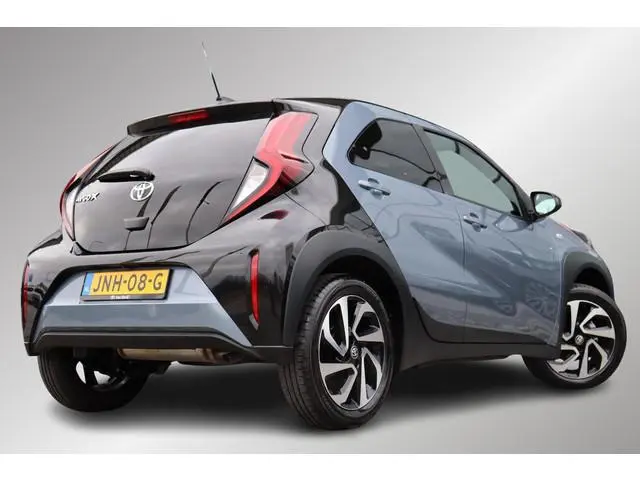 Toyota Aygo X 1.0 VVT-i MT Pulse Limited, Apple carplay, Parkeercamera, Stoelverwarming