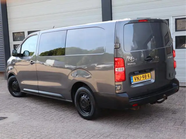 Toyota PROACE Worker 2.0 D 145pk Euro 6 - DC 6 Pers. - Trekhaak - Apple