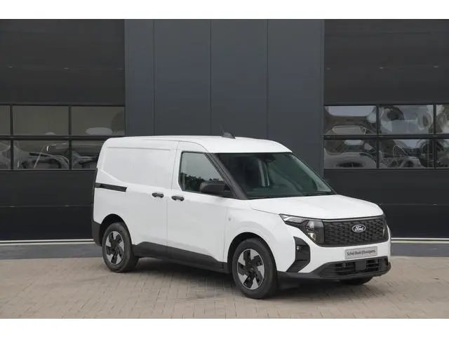 Ford E-Transit Courier