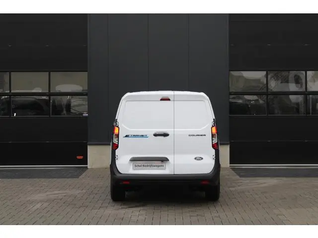 Ford E-Transit Courier