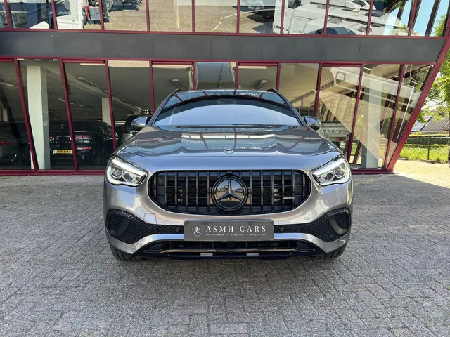 Mercedes-Benz GLA-klasse 200 Business Solution Luxury | CC | PDC | Sfeerverl. | Stoelverw. | Camera...