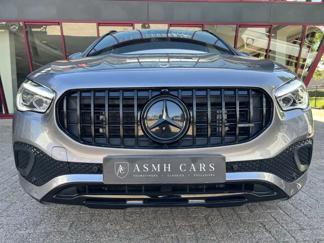 Mercedes-Benz GLA-klasse 200 Business Solution Luxury | CC | PDC | Sfeerverl. | Stoelverw. | Camera...