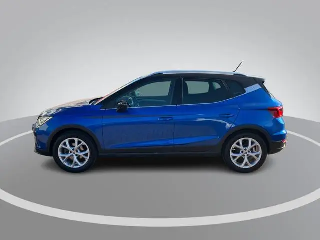 SEAT Arona 1.0EcoTSI/95PK FL FR · Apple/Android Car Play · Parkeersensoren · Cruise control · Garant...