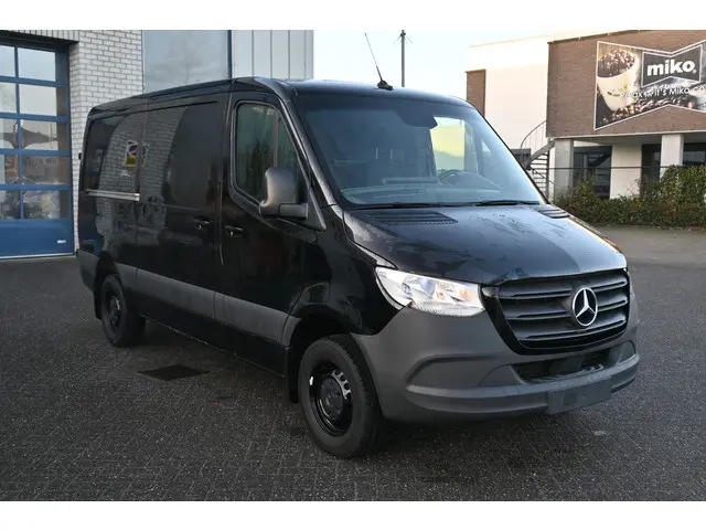 Mercedes-Benz Sprinter 317 CDI L2H1 RWD MBUX met camera, Geveerde stoel, Etc.