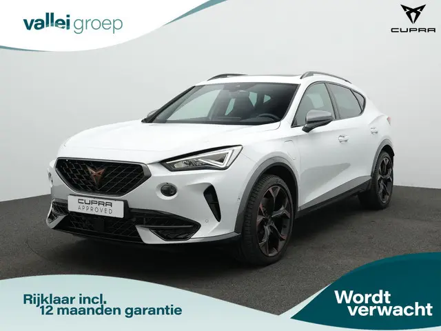 CUPRA Formentor 1.4 e-Hybrid 245 pk VZ | Panoramadak | Trekhaak | Kuipstoelen | Adaptief sportonders...