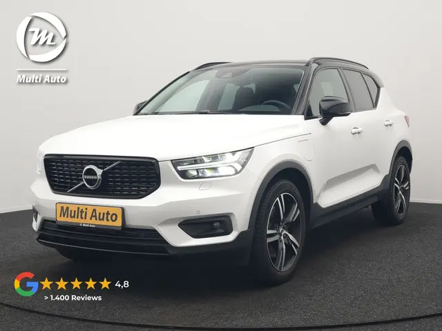 Volvo XC40 T5 Recharge R-Design Plug In Hybrid 263pk Dealer O.H. PHEV | Adaptive Cruise | Camera | Lederen Sportstoelen Memory & Verwarmd | Apple Carplay | Stuur Verwarmd | 19"L.M | Virtual | Blis | Navigatie | DAB |