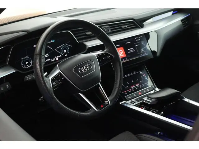Audi e-tron 55 408pk 95 kWh quattro S Edition S-Line SOH 95% Panoramadak Trekhaak Camera Luchtvering...