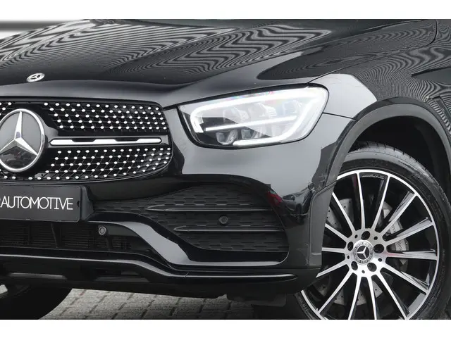Mercedes-Benz GLC-klasse Coupé 300e 4MATIC Business Solution AMG | Schuifdak | Trekhaak | Distronic...