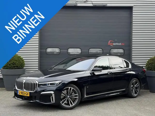BMW 7-serie 745e High Executive M-Sport | Panoramadak | 360* Camera | Massage | Stoelventilatie/Verw...