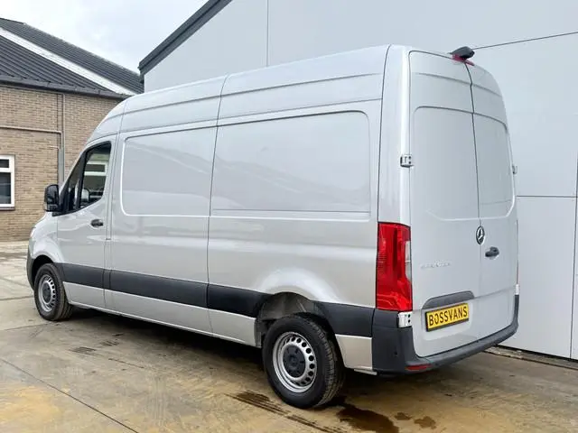Mercedes-Benz Sprinter 215 1.9 CDI Automaat L2H2 MBUX Climate Control Camera Carplay Parkeersensoren...