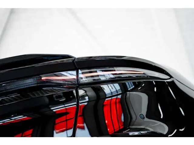 Aston Martin DBS