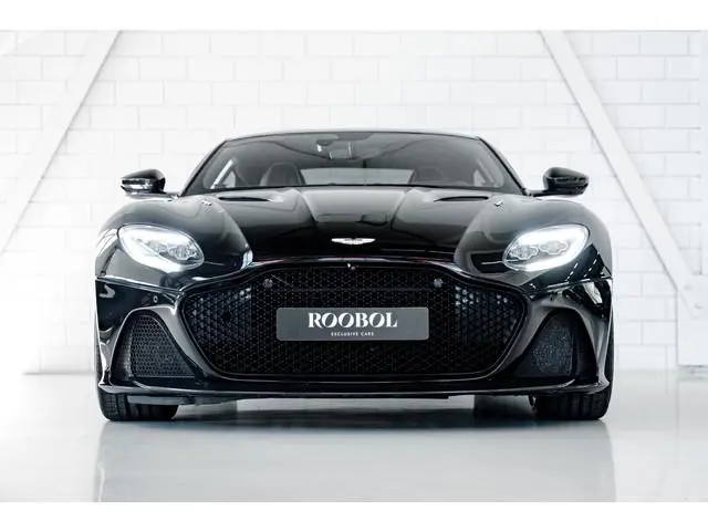 Aston Martin DBS