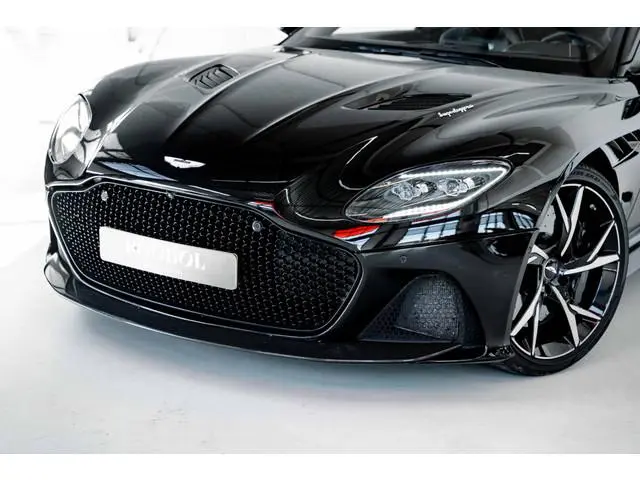 Aston Martin DBS