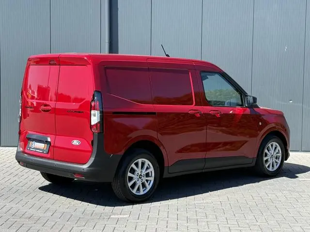 Ford Transit Courier 1.5 EcoBlue / LIMITED / **2.852 KM!!** / CAMERA / ECC / ADAPTIVE CRUISE / STOEL...