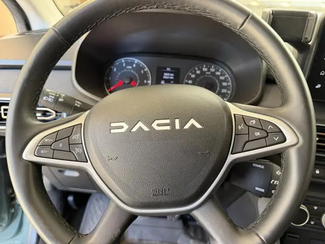 Dacia Jogger 1.0 TCe 110 EXTREME 7 ZITS GARANTIE TOT 2035* . CRUISE CONTROL . DODE HOEK DETECTIE . P...