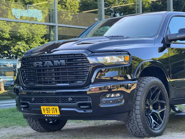 Dodge Ram 1500 2025 Laramie full spec. luchtvering, Pano, pass.scherm