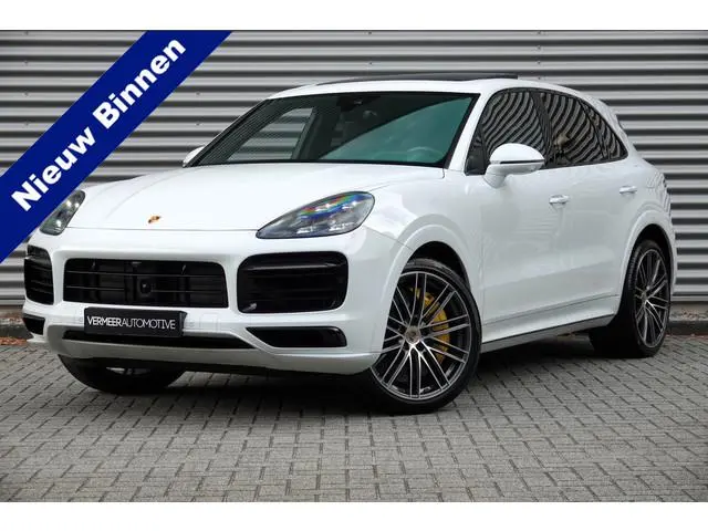 Porsche Cayenne 3.0 E-Hybrid SportDesign | Keramisch | Burmester | Alcantara | Panodak | Trekhaak |...