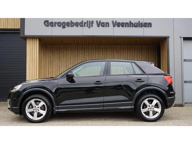Audi Q2 1.4 TFSI 150pk Automaat Design Pro Line Plus Leder Virtual Trekhaak A-Camera Navi 17inch LM...