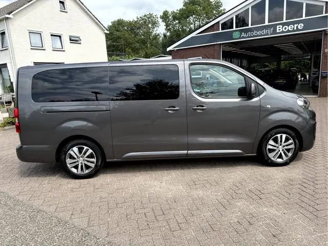 Peugeot Traveller 2.0 BlueHDi 150pk  Business VIP Long 6-Persoons Vol Opties!