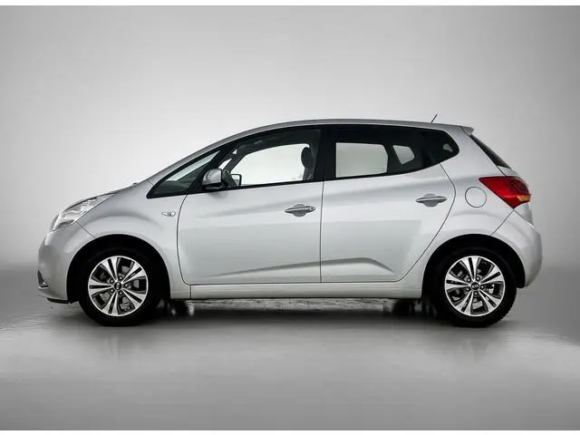 Kia Venga 1.4 CVVT DynamicPLusLine |Te Financieren v.a. €127 P/M |