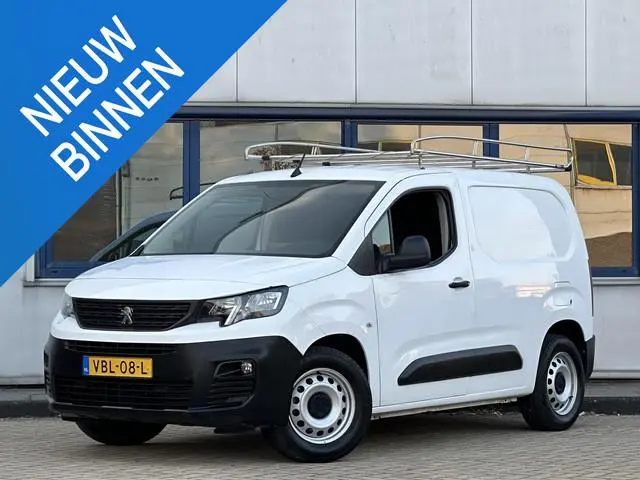 Peugeot Partner 1.6 BlueHDI Grip l CarPlay l Navi l 3p. l 84.977 km l