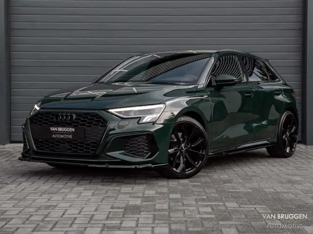 Audi A3 Sportback 35 TFSI S-Line B&O RS-Stoelen 19" BTW S3