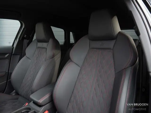 Audi A3 Sportback 35 TFSI S-Line B&O RS-Stoelen 19" BTW S3